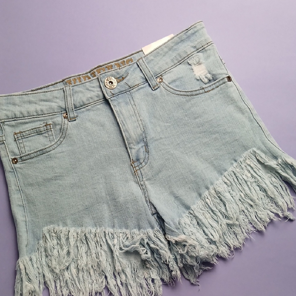Frayed Hem Light Blue Denim Shorts